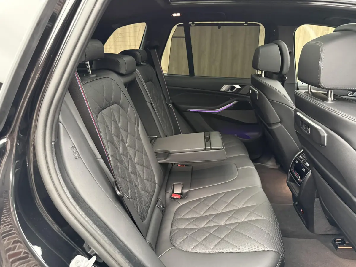 xDrive50e