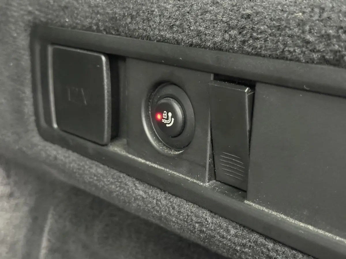 xDrive50e