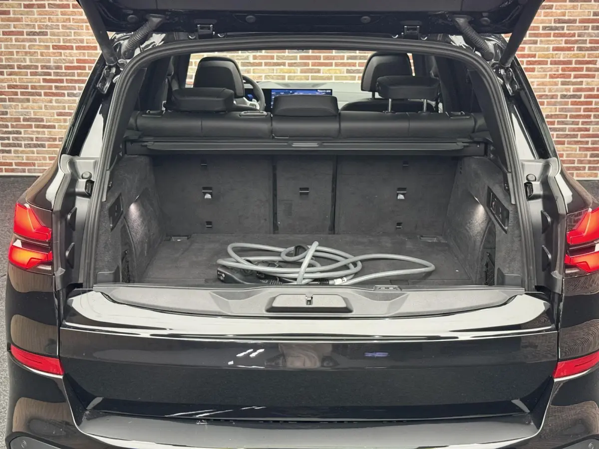 xDrive50e