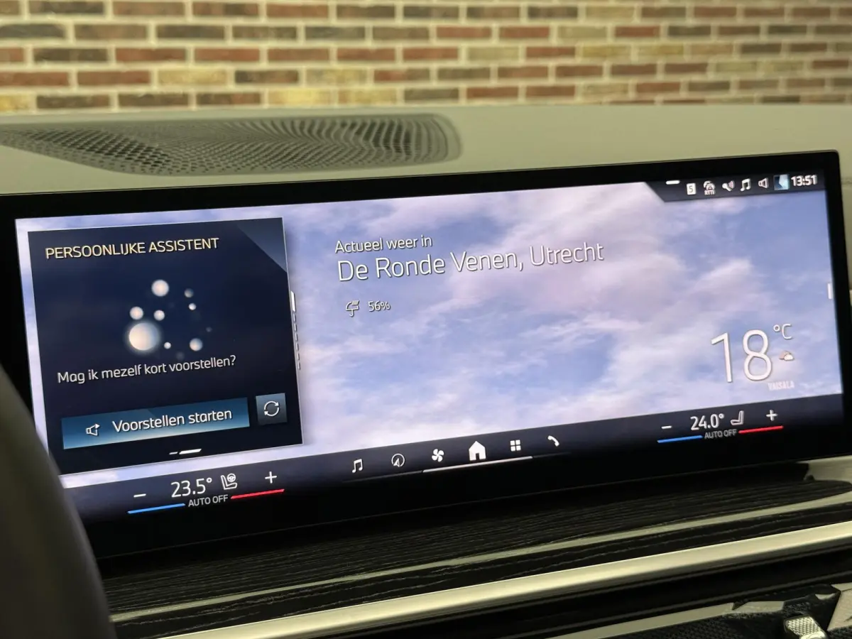 xDrive50e