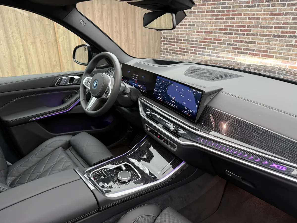 xDrive50e