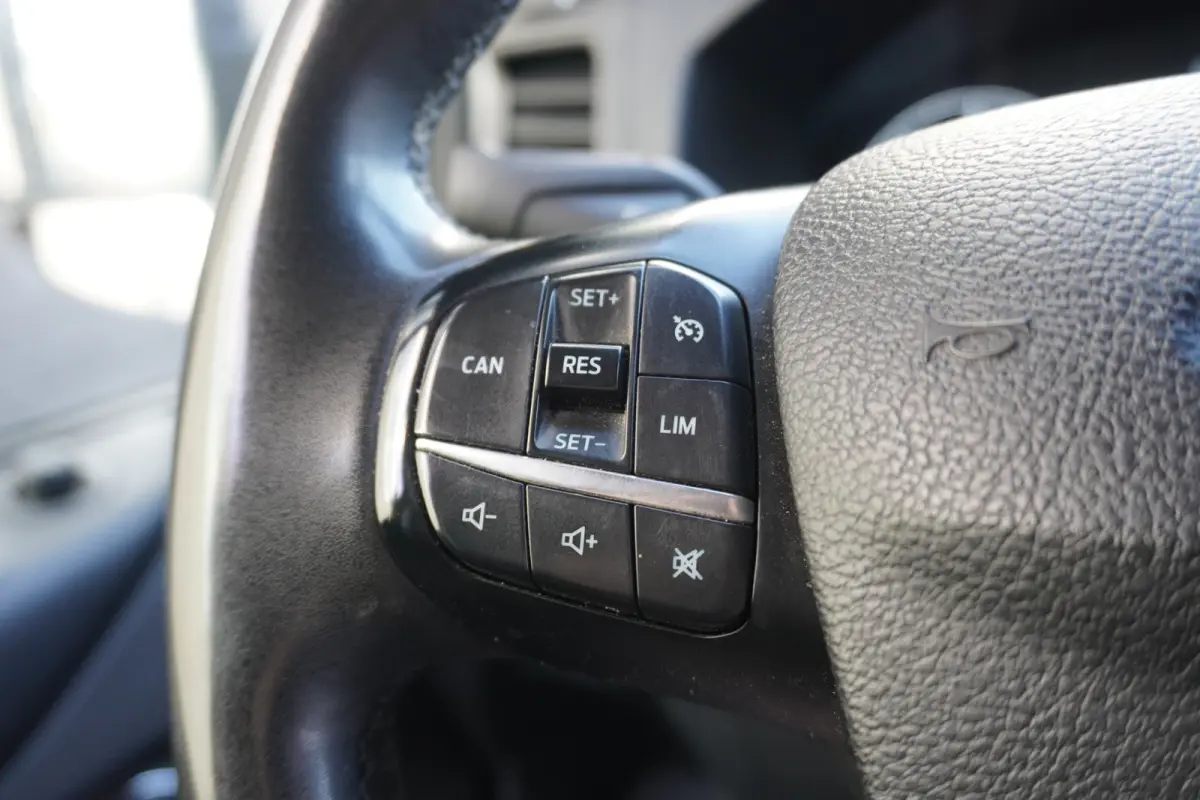 2.0 TDCI L2 EURO 6 - Airco - Cruise - PDC - €16.900,- Excl.