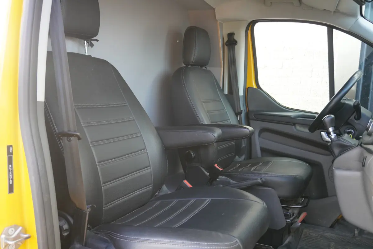 2.0 TDCI L2 EURO 6 - Airco - Cruise - PDC - €16.900,- Excl.