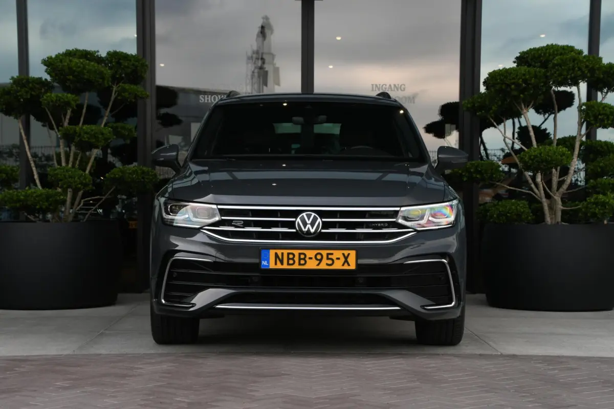 1.4 TSI eHybrid R-Line Business+ | SOH 98,67%