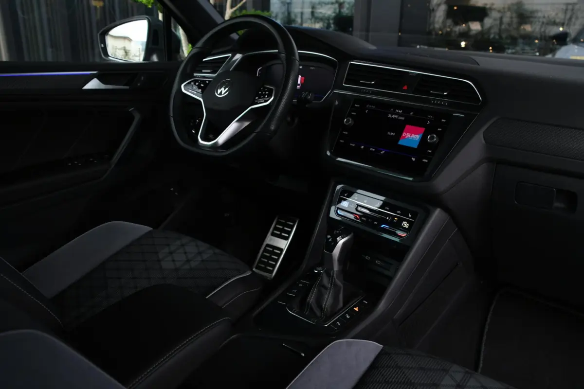1.4 TSI eHybrid R-Line Business+ | SOH 98,67%