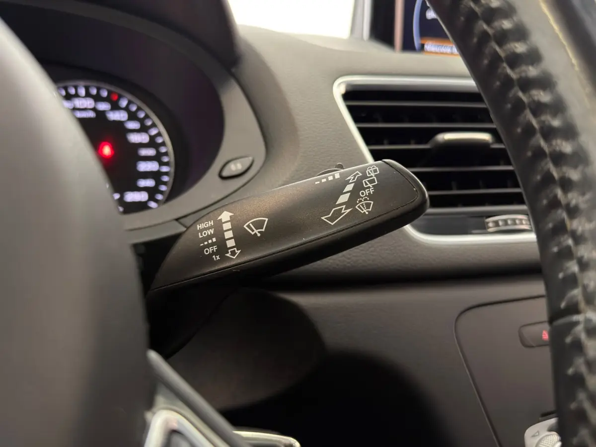 1.4 TFSI / Xenon / Navi / Trekhaak / Stoelverwarming