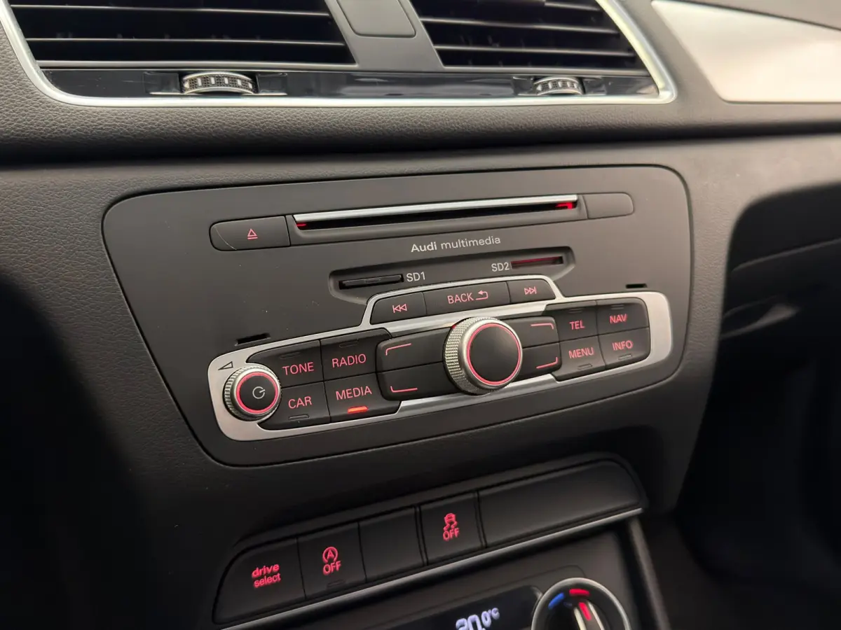1.4 TFSI / Xenon / Navi / Trekhaak / Stoelverwarming