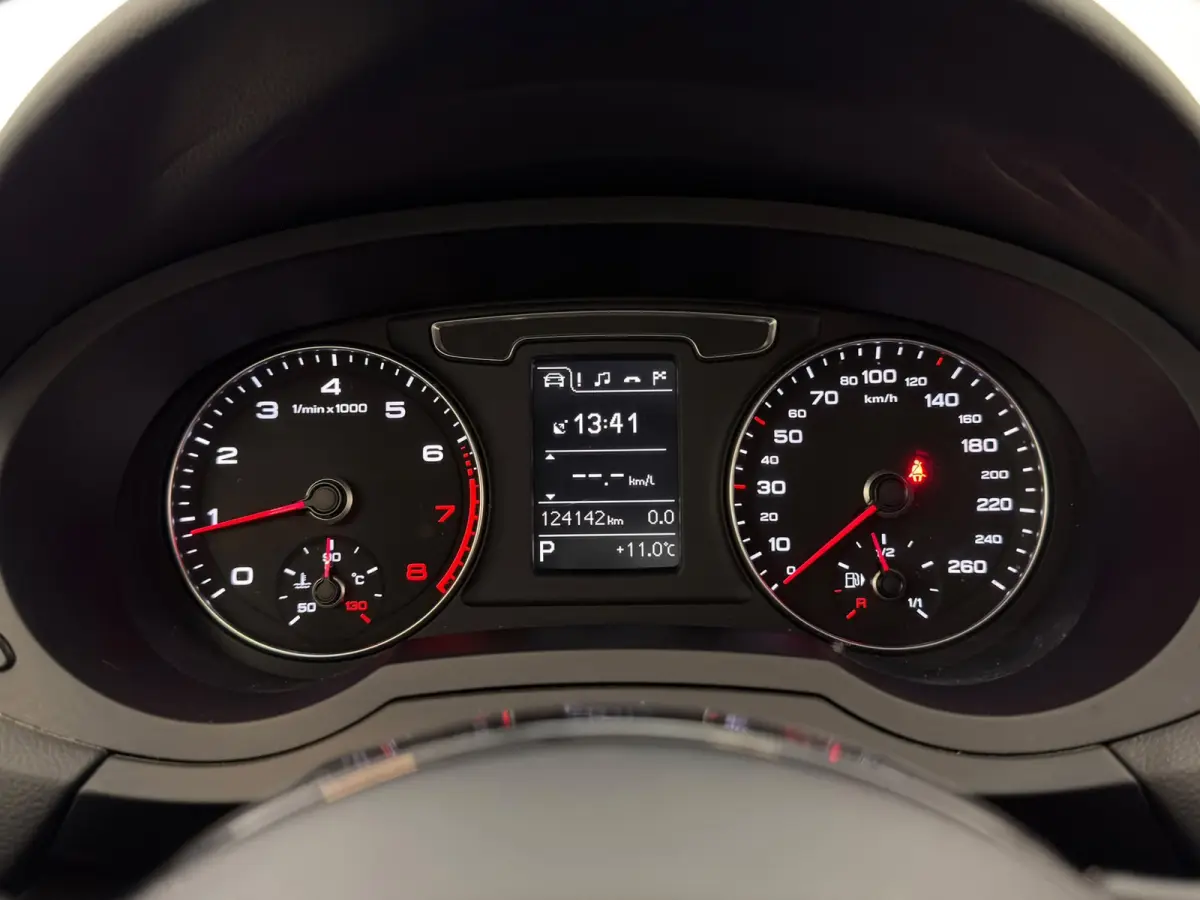 1.4 TFSI / Xenon / Navi / Trekhaak / Stoelverwarming