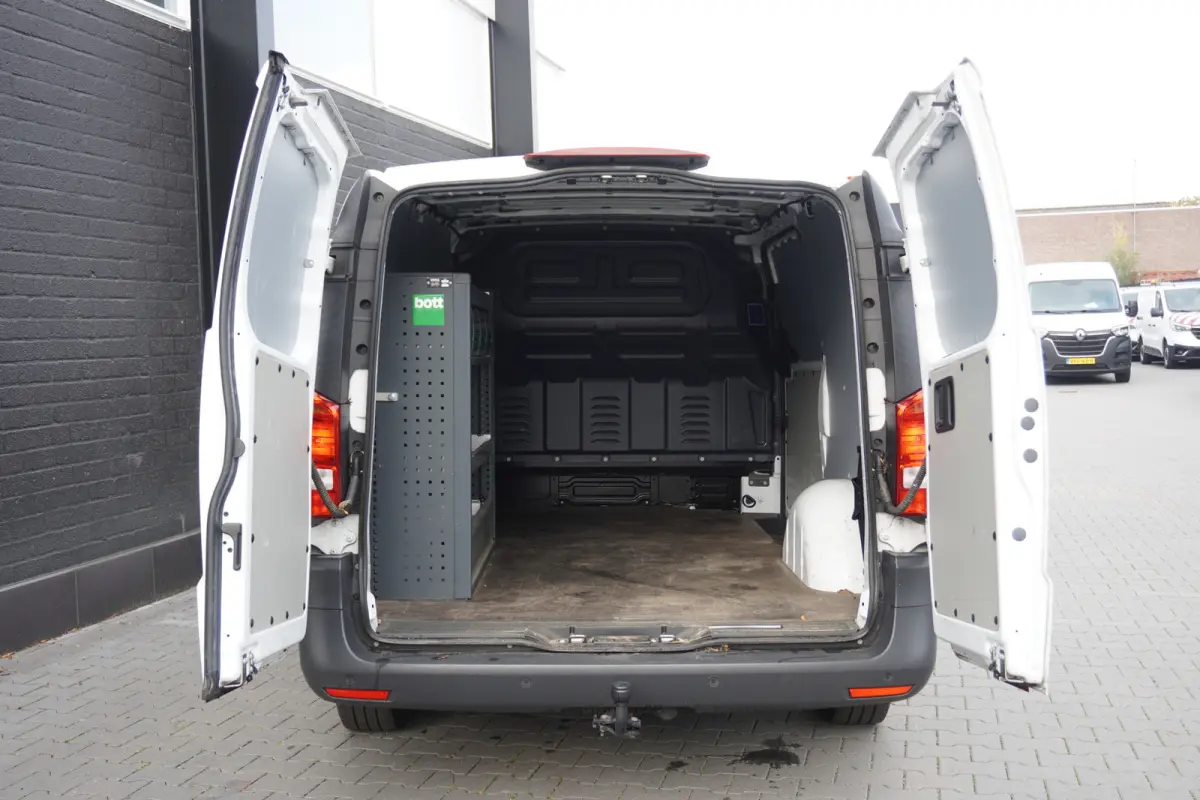 116 CDI Lang EURO 6 - Airco - Navi - Cruise - €14.900,- Excl.
