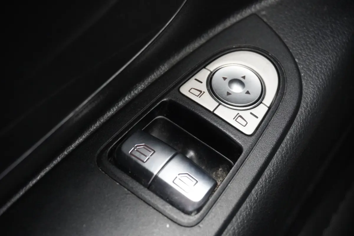 116 CDI Lang EURO 6 - Airco - Navi - Cruise - €14.900,- Excl.