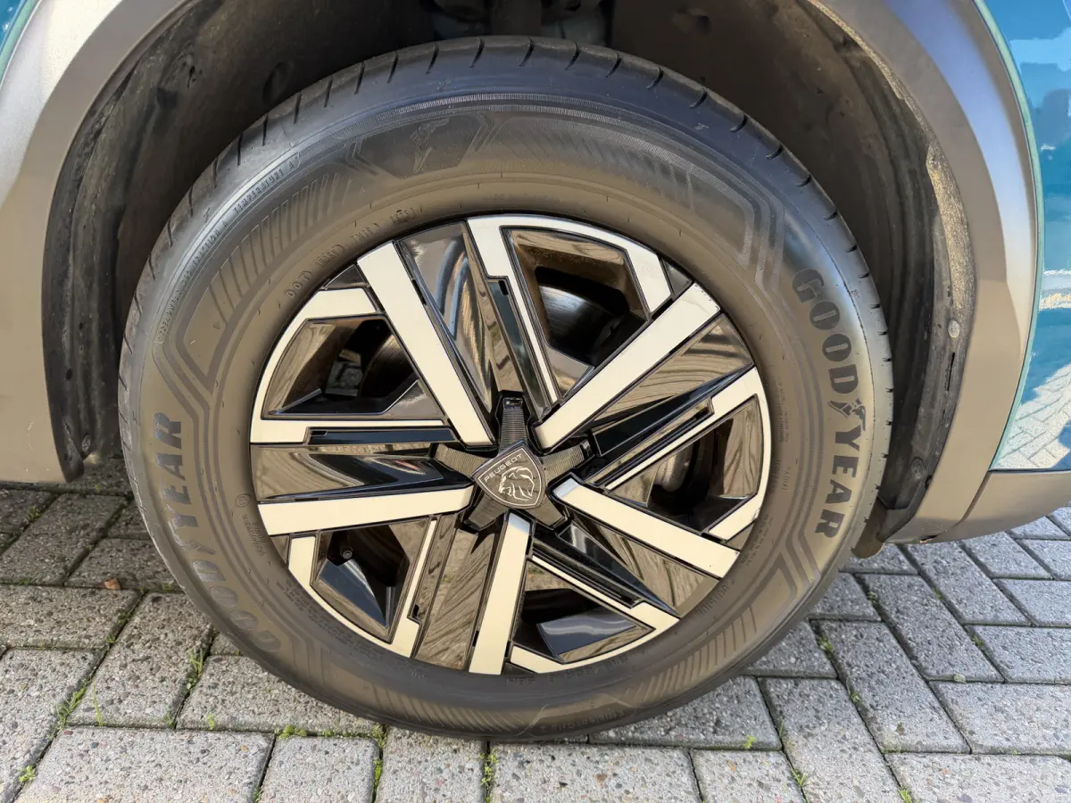 1.2 Hybrid 145 Style Blauw metallic