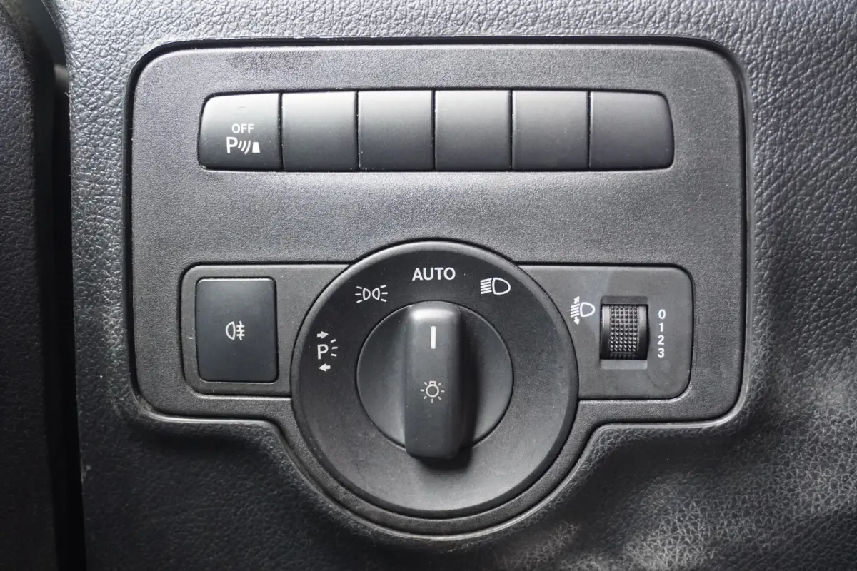 114 CDI XL EURO 6 - Airco - Navi - Cruise - €13.950,- Excl.