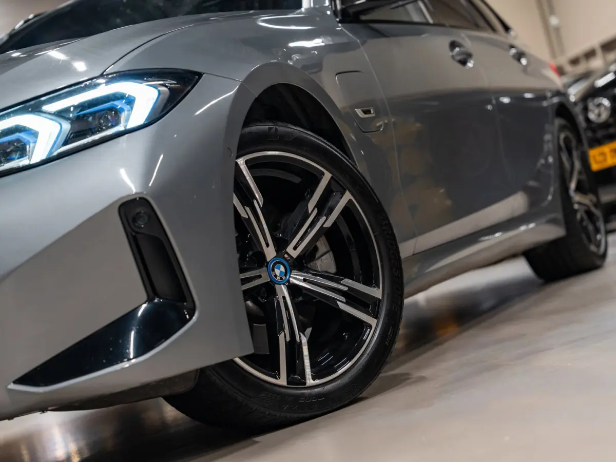 330e M-Sport 292PK, Facelift, LCI, Shadow Line, M-Seats, Laser Led, Navi, Adaptive Cruise, Voll Onderhoud