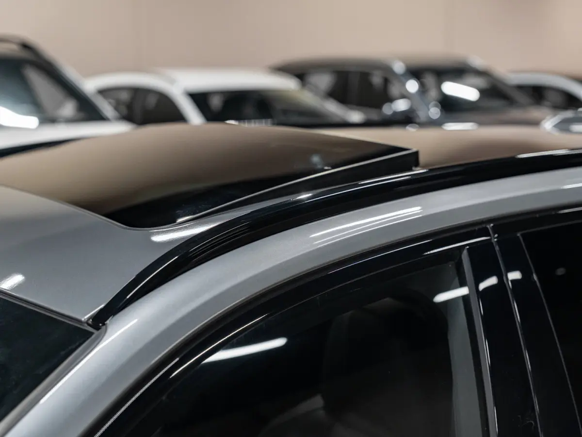 330e M-Sport 292PK, Facelift, LCI, Shadow Line, M-Seats, Laser Led, Navi, Adaptive Cruise, Voll Onderhoud
