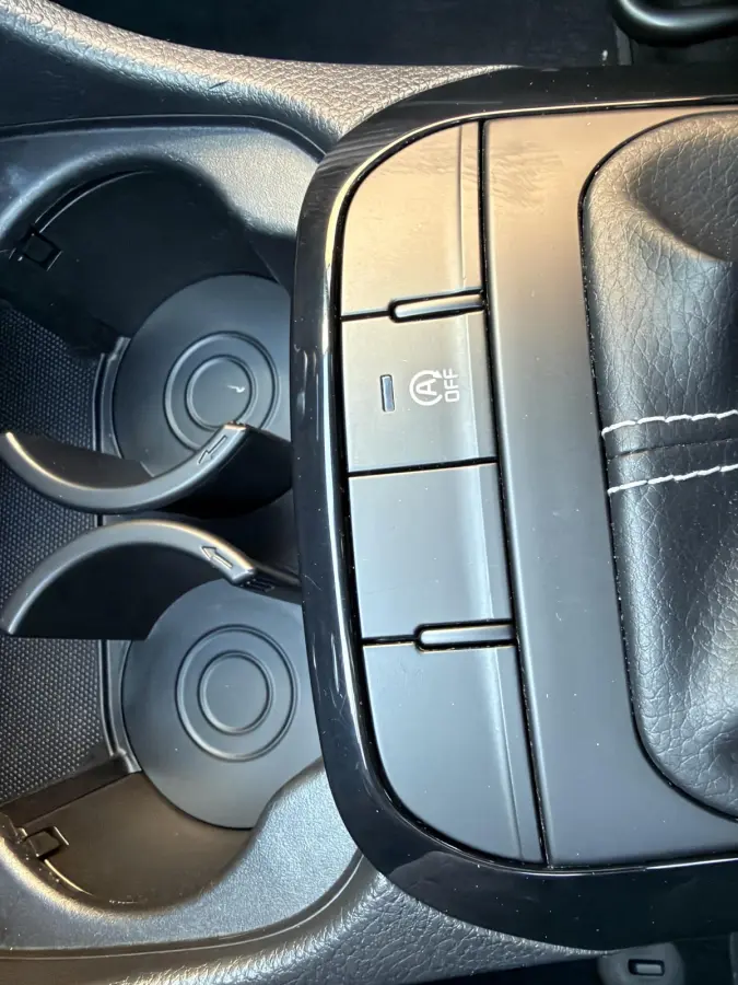 1.0 CVVT Design Edition | SLECHTS 48.361 KM | DEALER ONDERHOUDEN | LEDER | CAMERA |