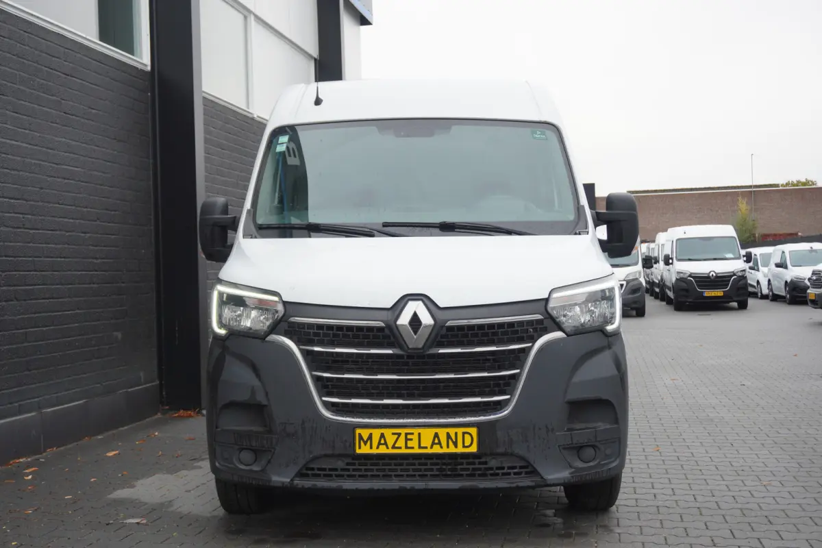 2.3 dCi 135PK L2H2 EURO 6 - Airco - Navi - Cruise - €16.950,- Excl.