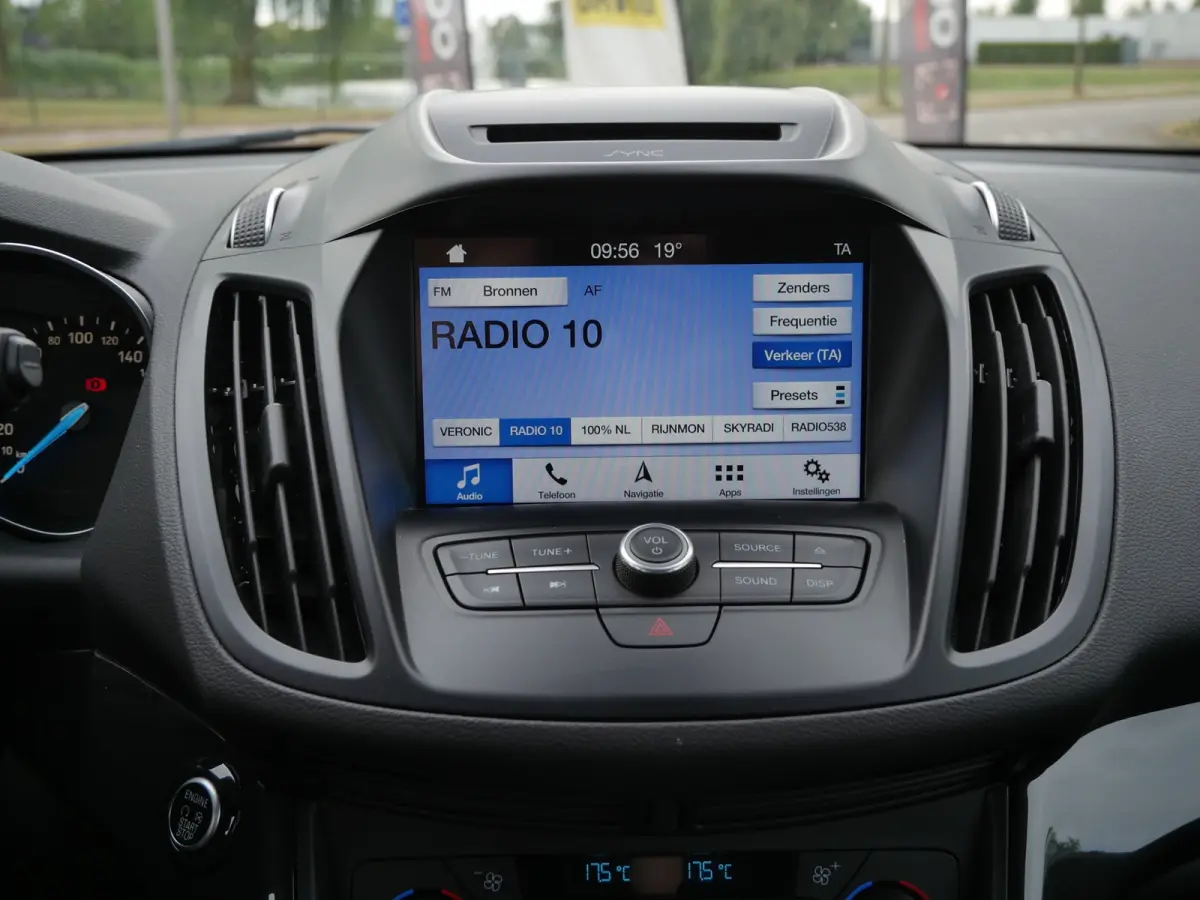 1.5 EcoBoost ST Line | Trekhaak | LED | Carplay | Bi-Xenon |