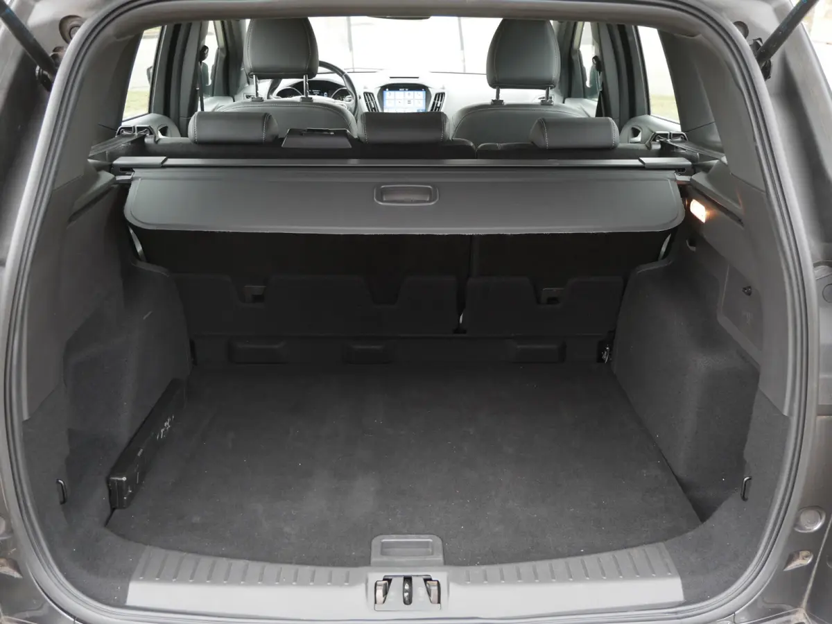 1.5 EcoBoost ST Line | Trekhaak | LED | Carplay | Bi-Xenon |