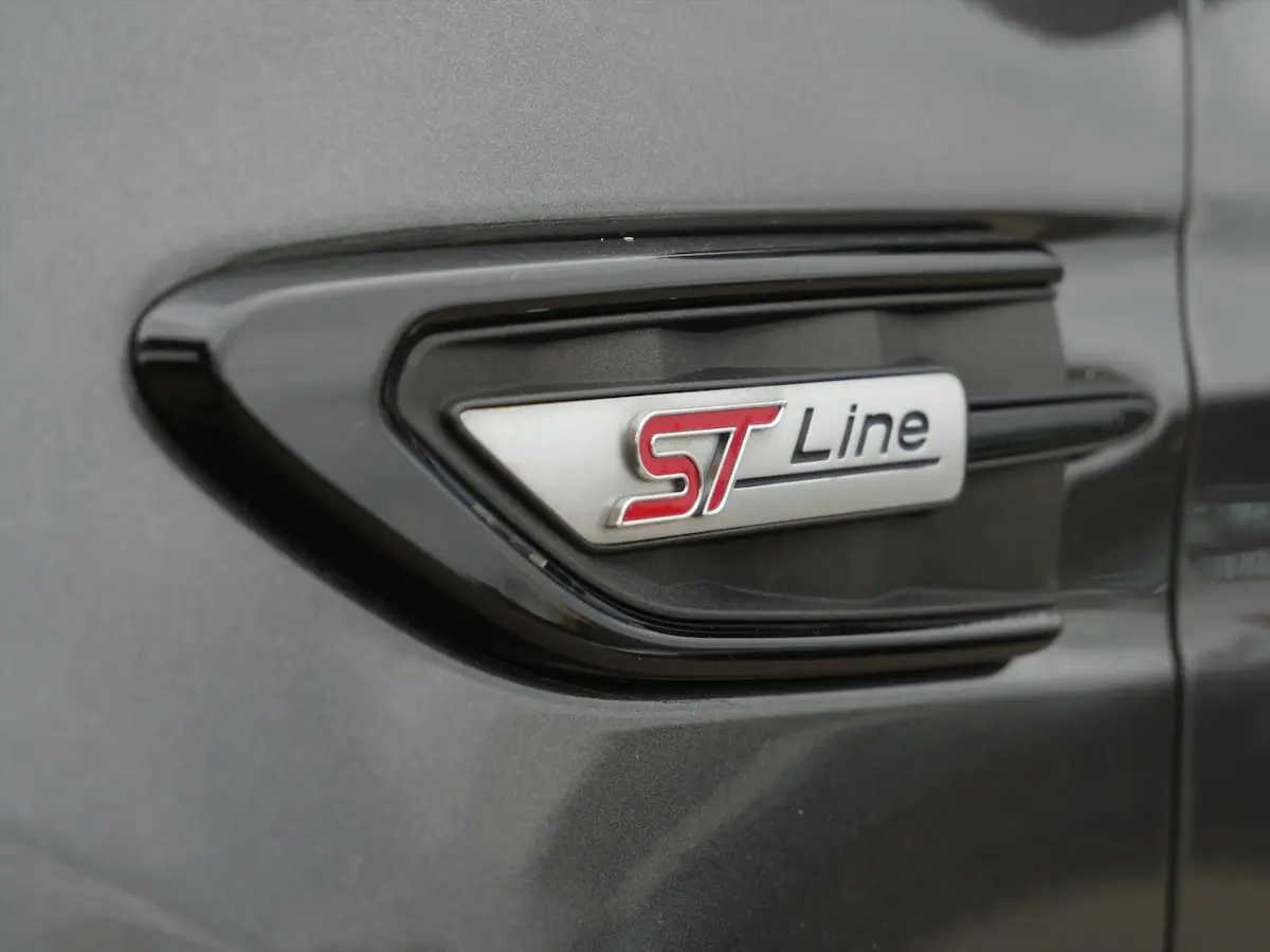 1.5 EcoBoost ST Line | Trekhaak | LED | Carplay | Bi-Xenon |