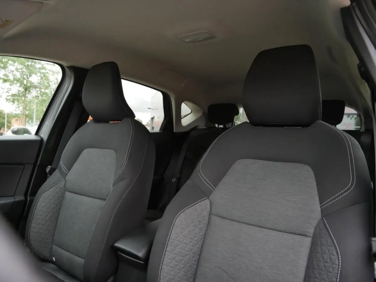 1.6 E-Tech Hybrid 145 R.S. Line