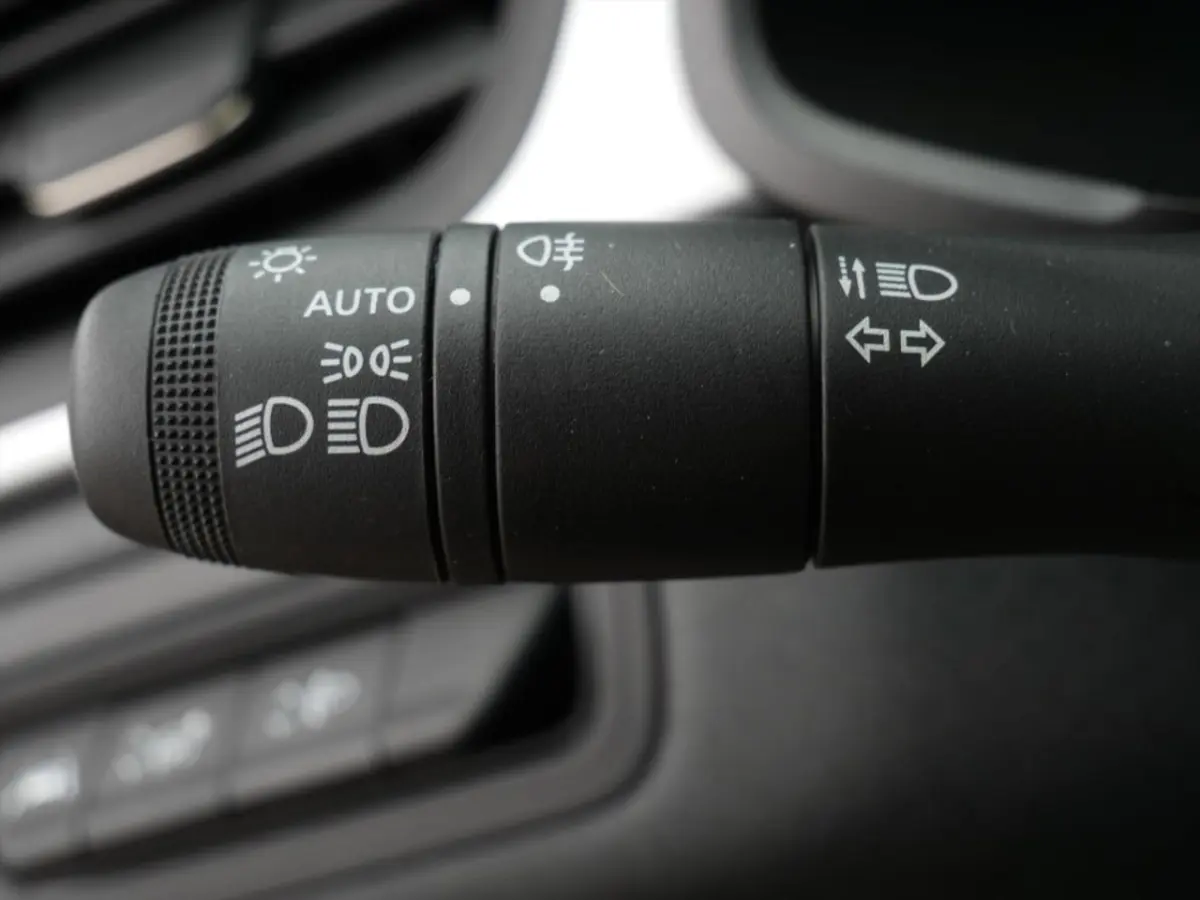 1.6 E-Tech Hybrid 145 R.S. Line