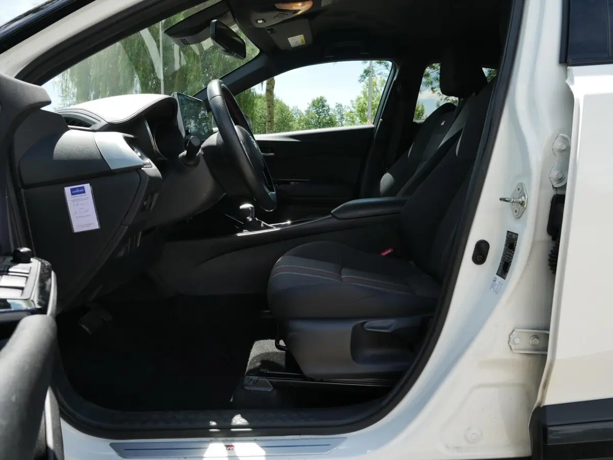 1.8 Hybrid Business GR-Sport