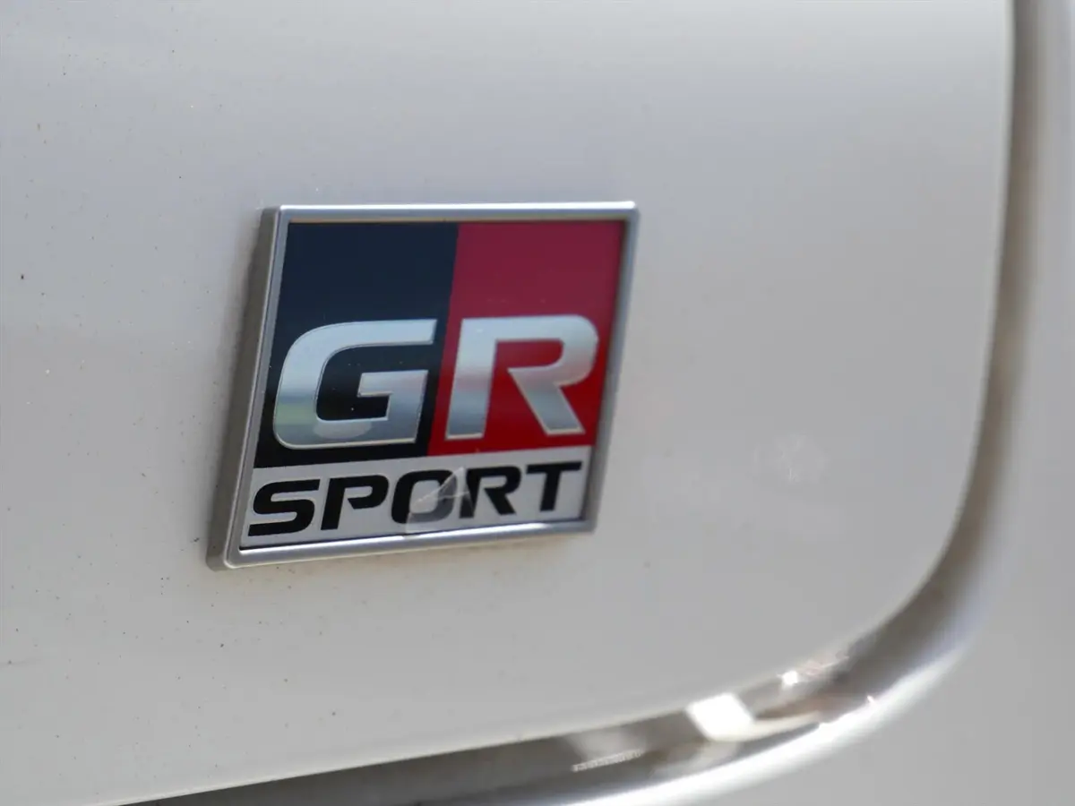 1.8 Hybrid Business GR-Sport