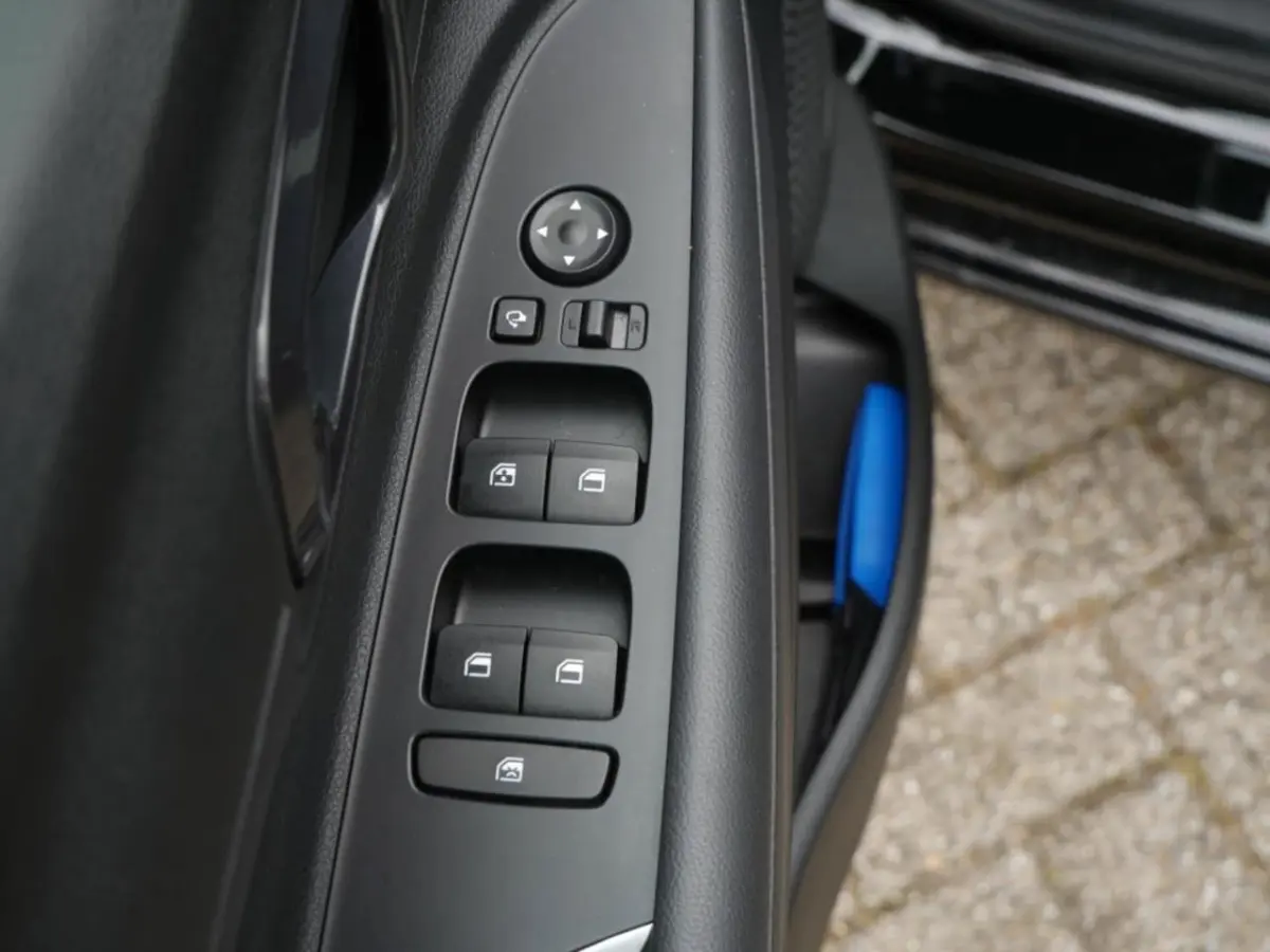 1.0 T-GDI Premium | Camera | Dodehoek | parkeer assistent |