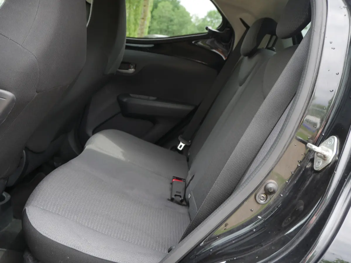 1.0 VVT-i x-cite | Carplay | Camera |