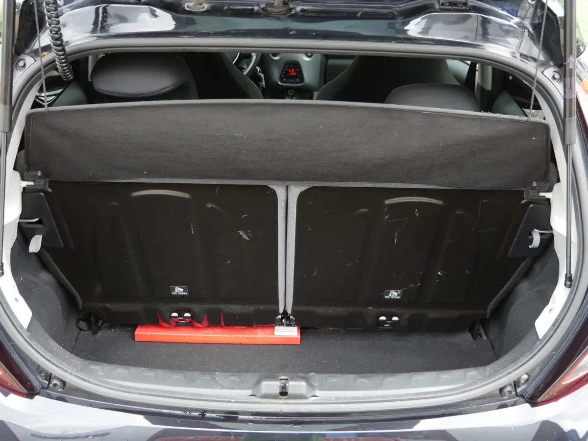 1.0 VVT-i x-cite | Carplay | Camera |