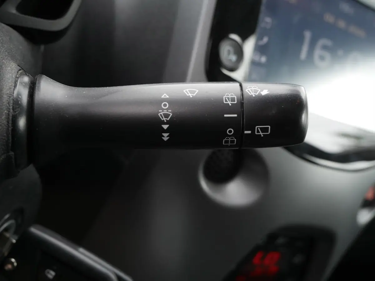 1.0 VVT-i x-cite