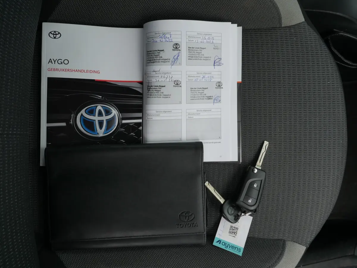 1.0 VVT-i x-cite | Carplay | Camera |