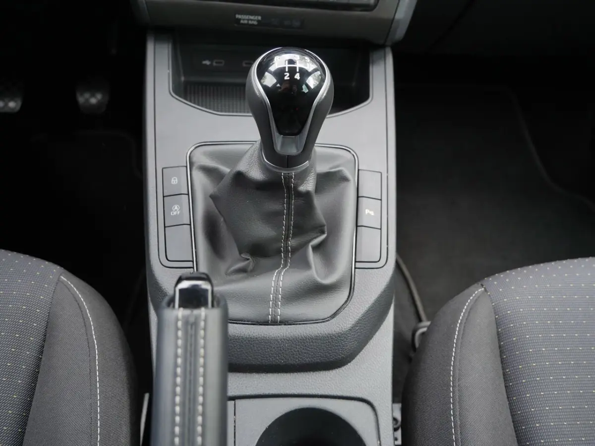 1.0 EcoTSI Style Business Intense