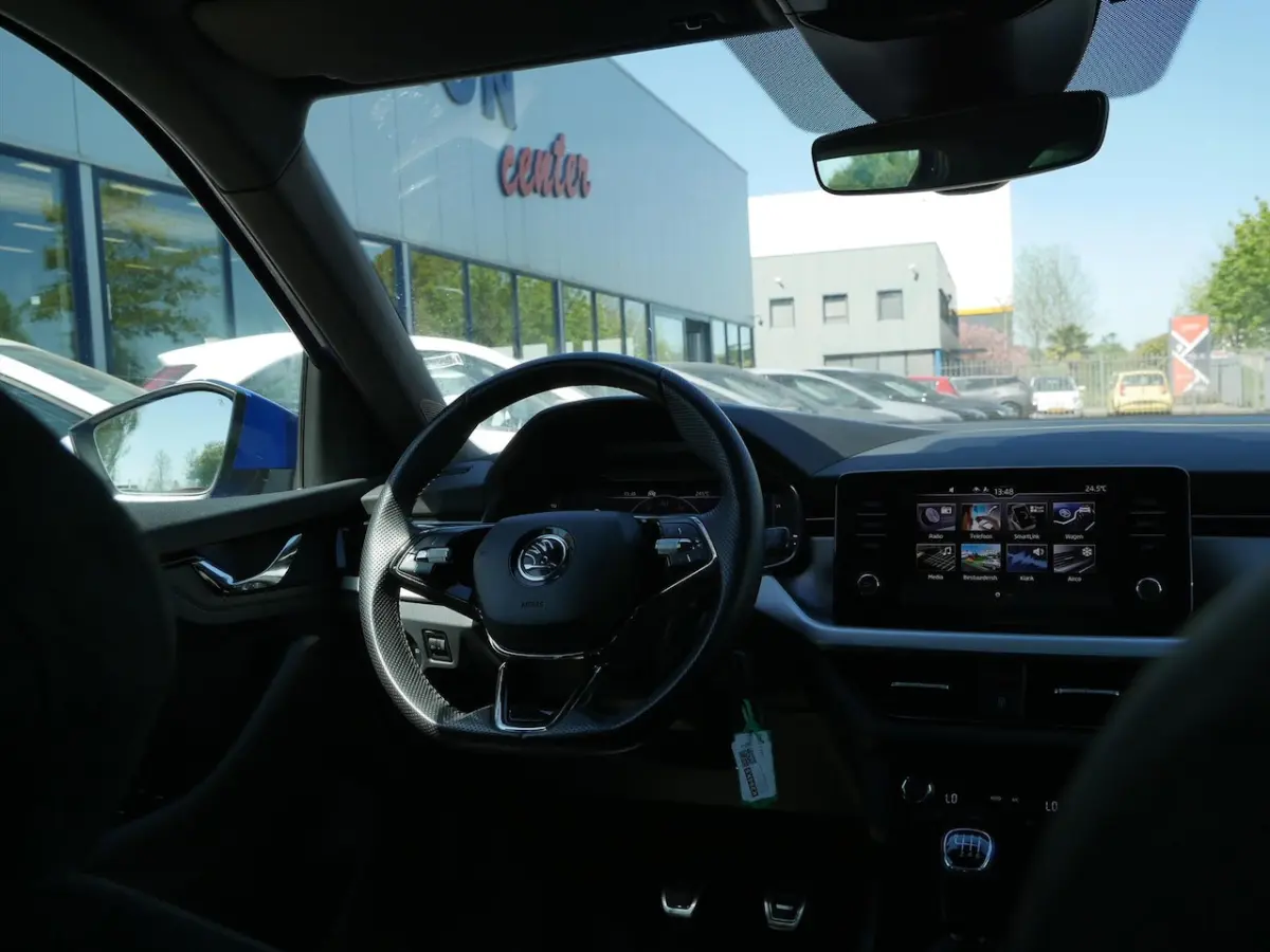 1.0 TSI Sport Business