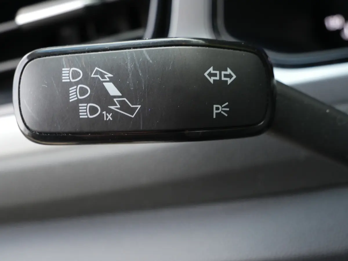 1.0 TSI Life Business | Privacy | Stoelverwarming |Nieuwe model |