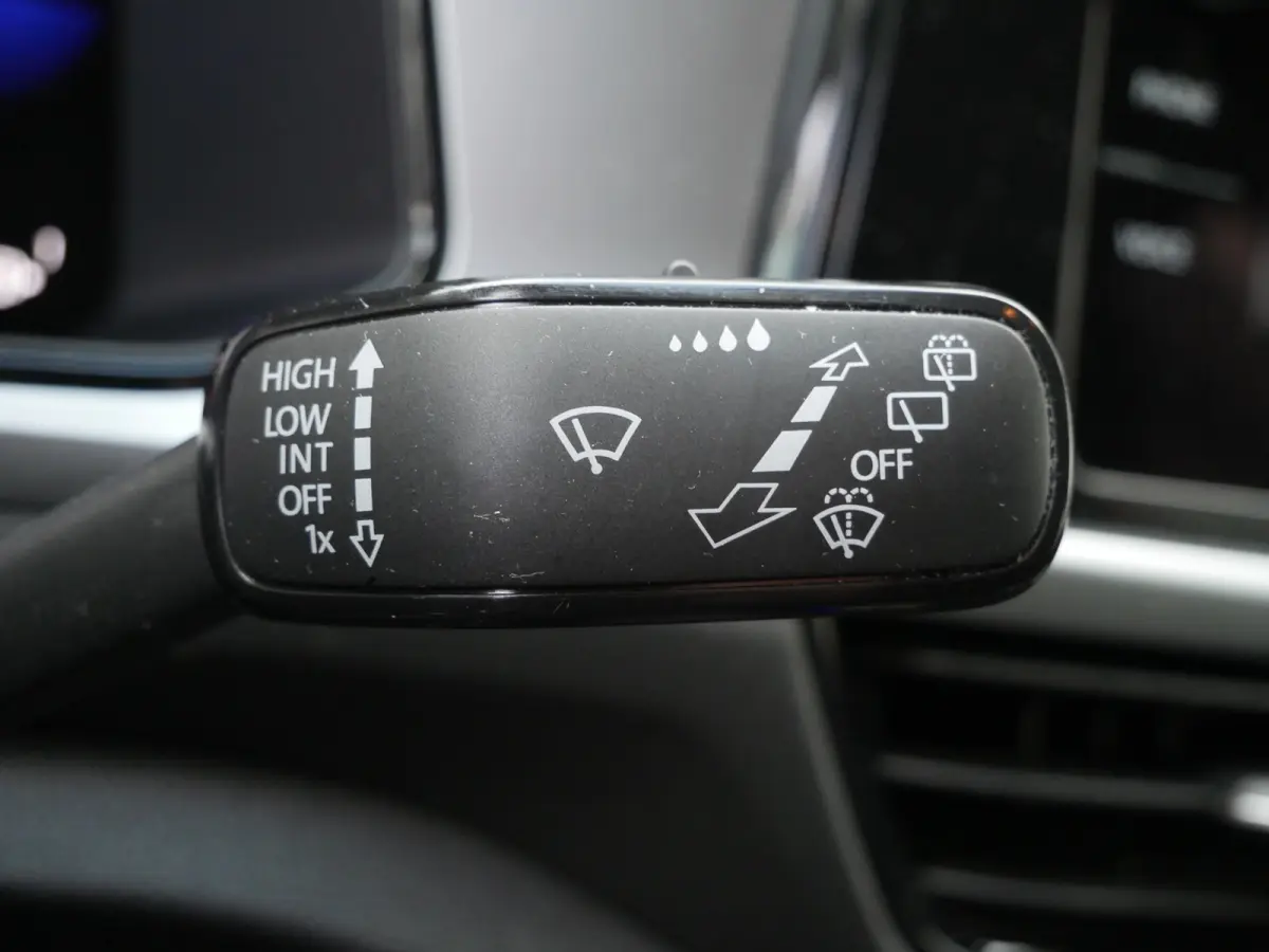 1.0 TSI Life Business | Privacy | Stoelverwarming |Nieuwe model |