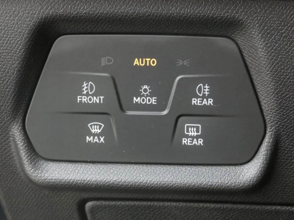 1.0 TSI Style Launch Edition