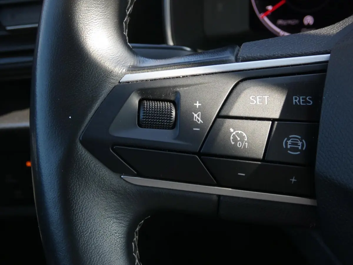 1.0 TSI Reference