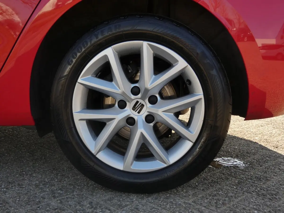 1.0 TSI Reference
