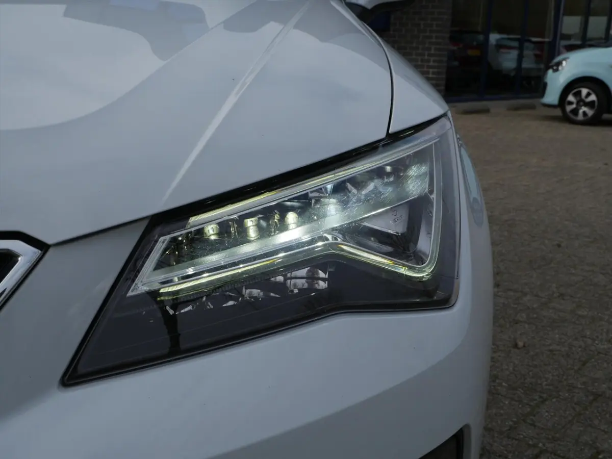1.5 TSI FR Business Intense