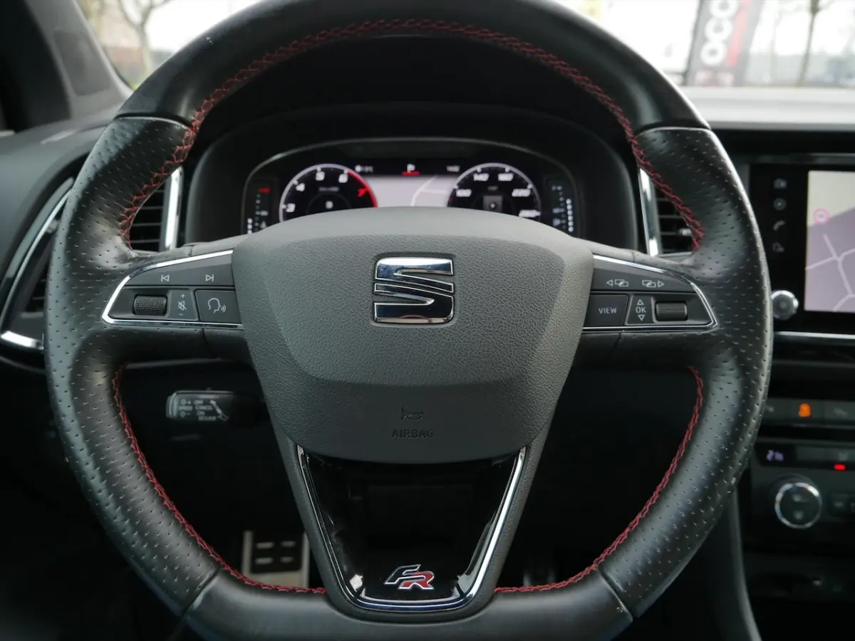 1.5 TSI FR Business Intense