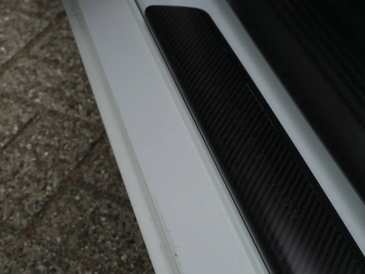 2.0 T5 Carbon Edition
