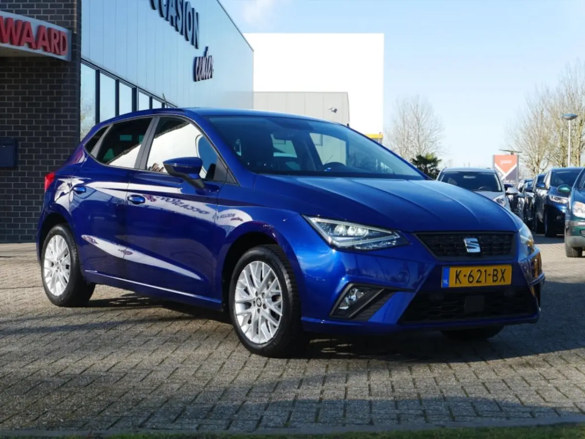 1.0 TSI Style Business Intense Plus
