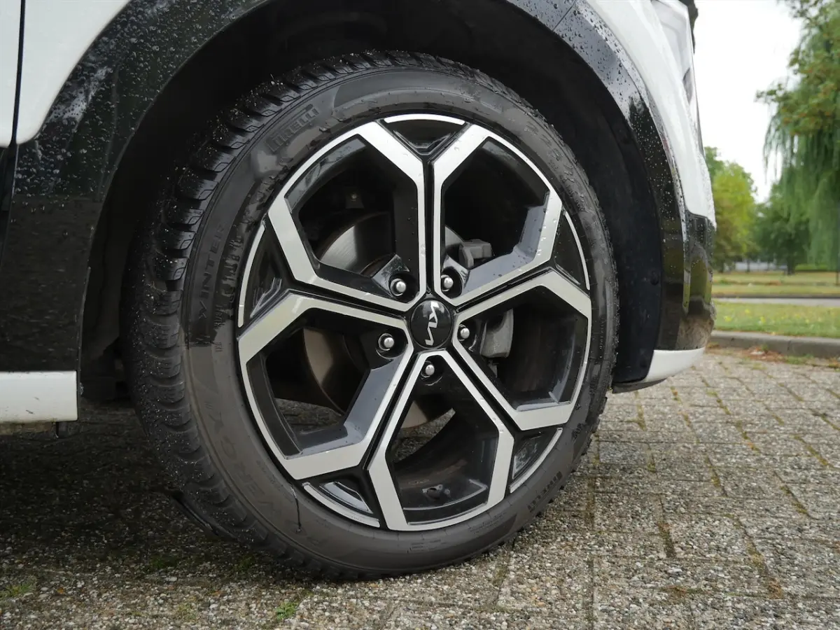 1.6 GDi Hybrid DynamicPlusLine