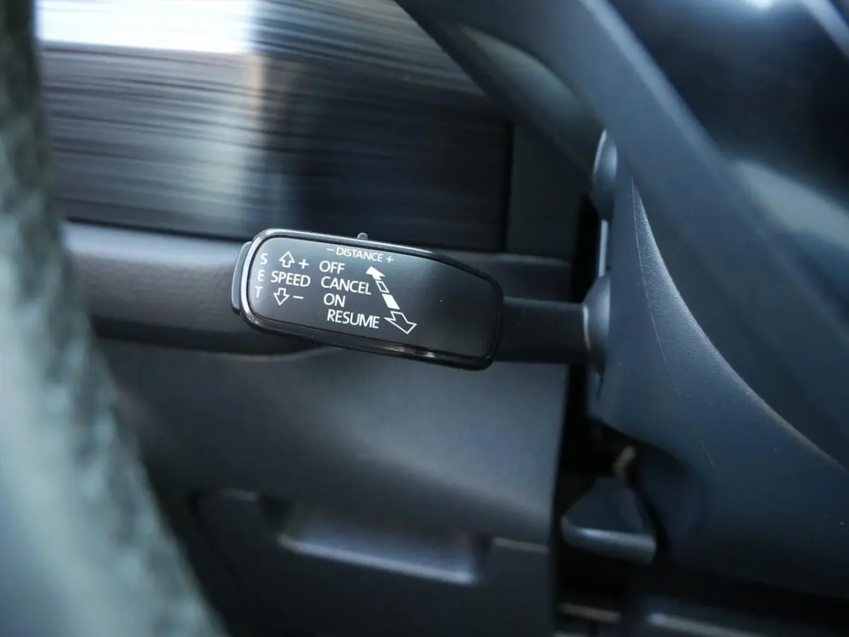 1.5 TSI Limited Business Edition 7p.
