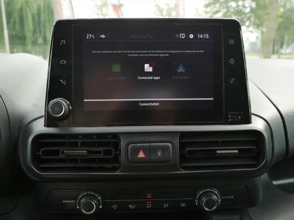 1.5D 102pk L2H1 Edition Plus | Apple Carplay/Android Auto | PDC | DAB+ |