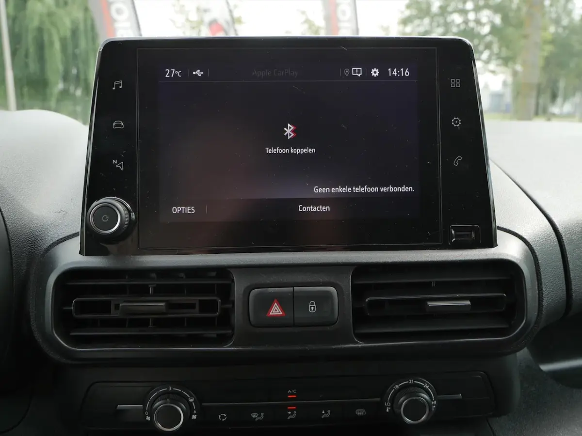 1.5D 102pk L2H1 Edition Plus | Apple Carplay/Android Auto | PDC | DAB+ |