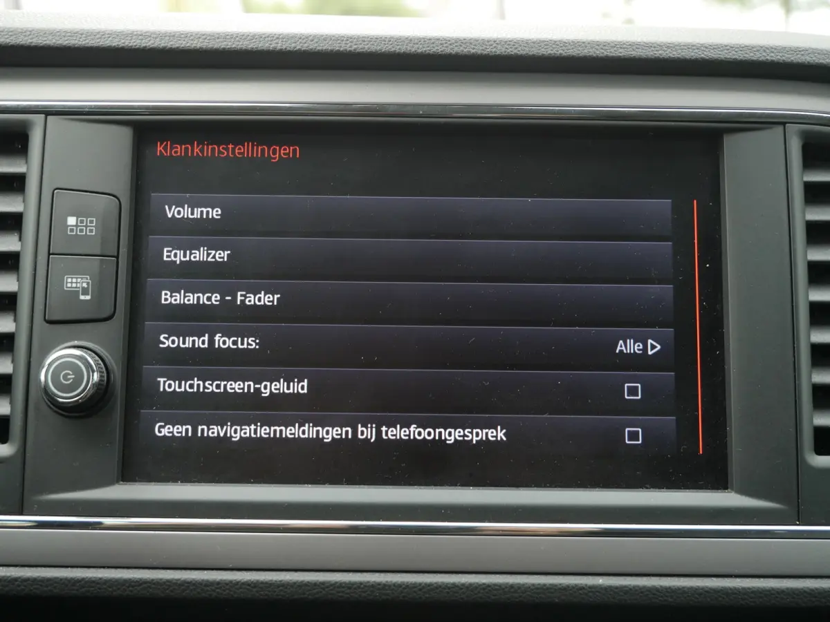 1.0 EcoTSI Style Business Intense | Automaat | Carplay |
