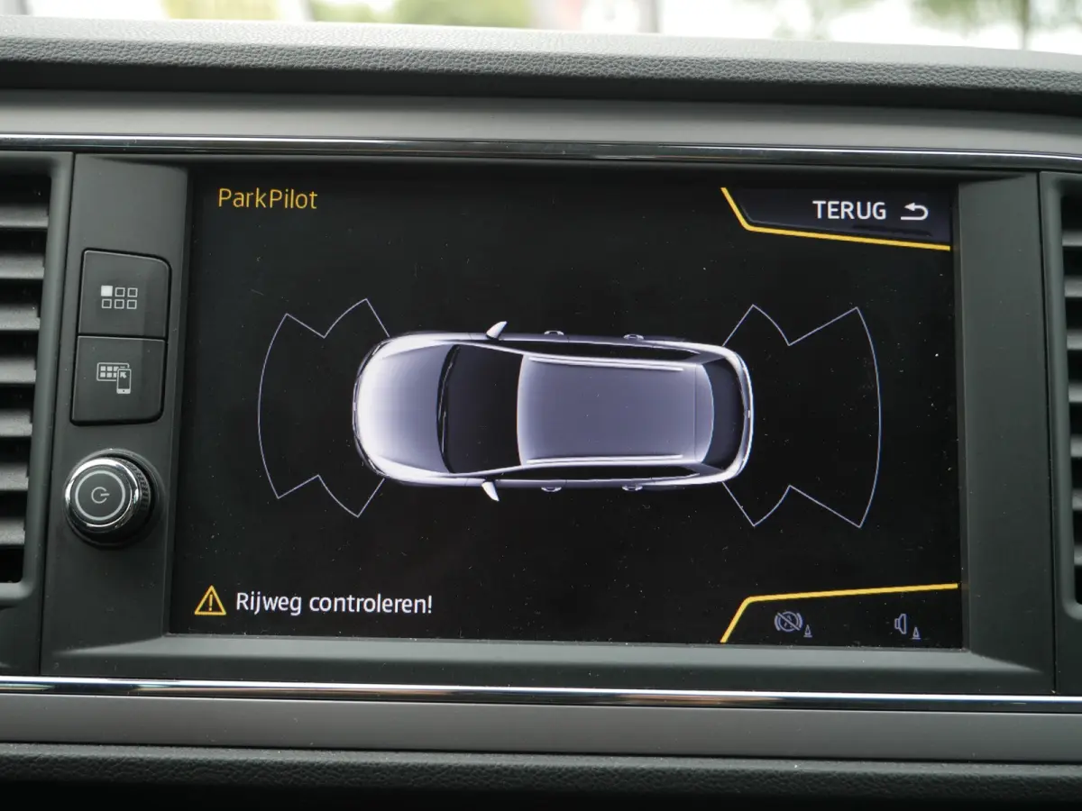 1.0 EcoTSI Style Business Intense | Automaat | Carplay |