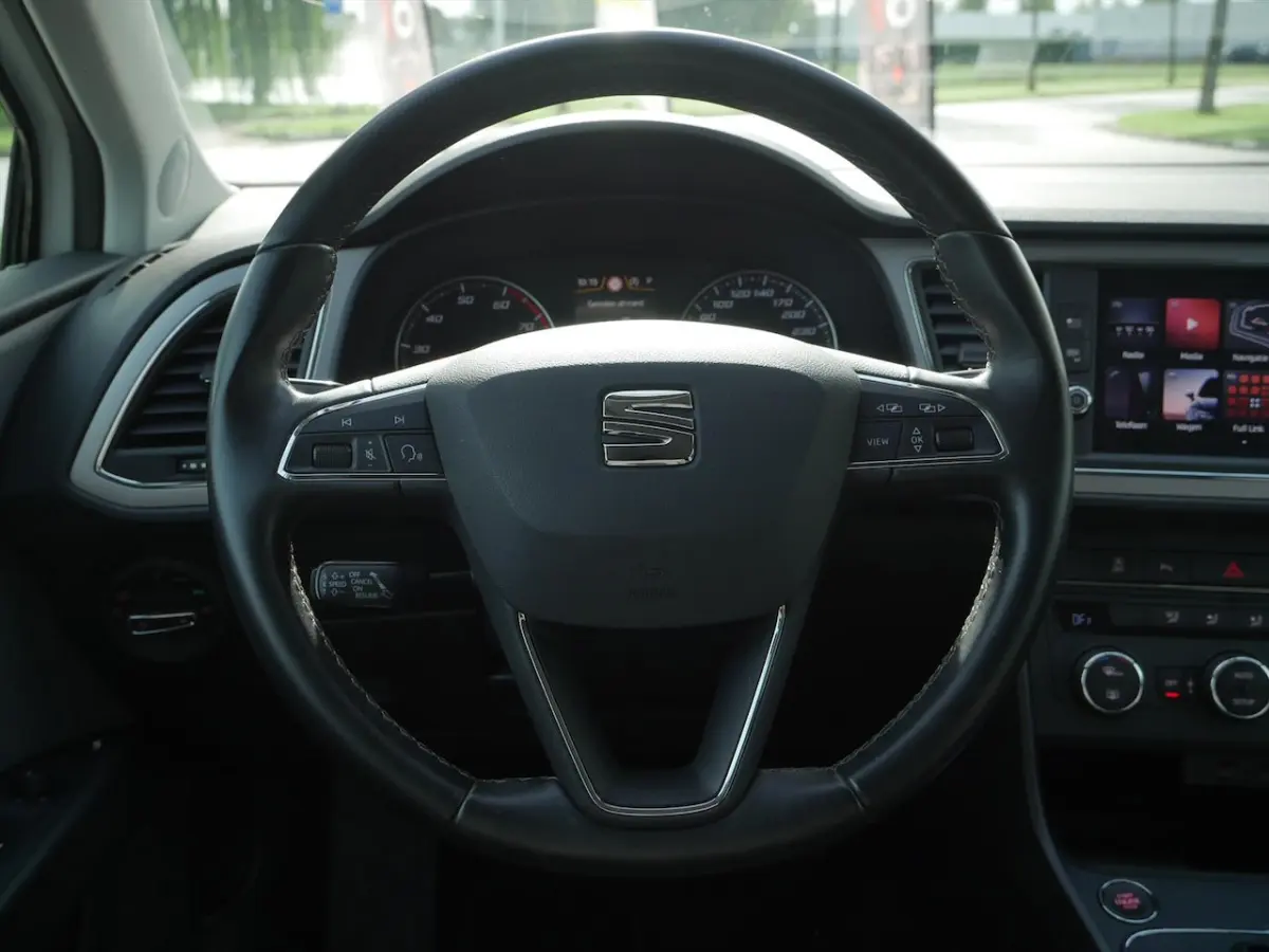 1.0 EcoTSI Style Business Intense